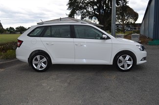 2017 Skoda Fabia - Thumbnail