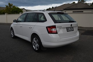2017 Skoda Fabia - Thumbnail